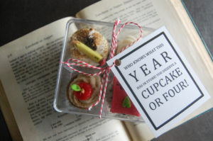 book back to school cupcakes